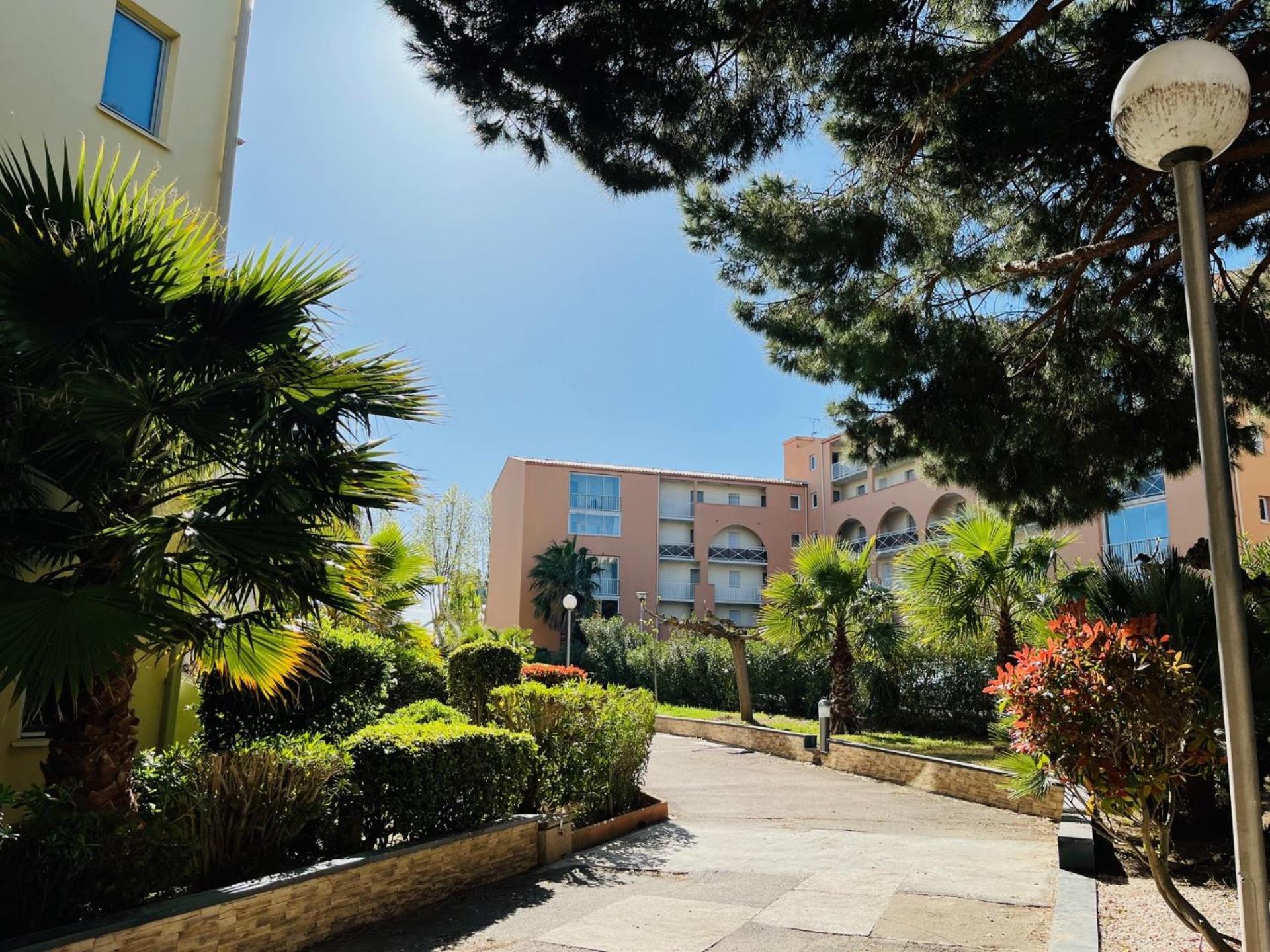 T2 ,4 Couchages ,Climatise ,Terrace ,En Face D'Aqualand ,Plage Rochelongue Agde Exterior foto